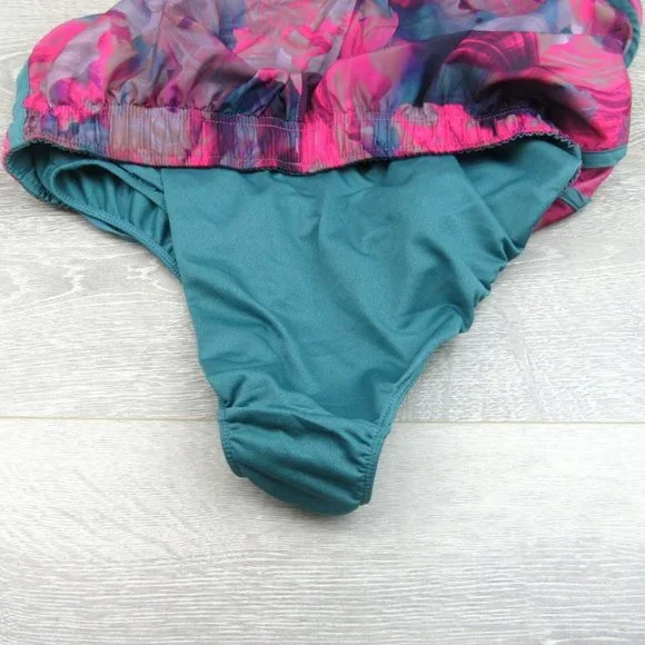 Nike Tempo Gym Running Shorts Womens Size Medium Cosmic Fuchsia NEW - Picture 6 of 9